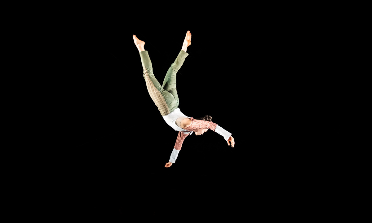 Performance image Drömlek